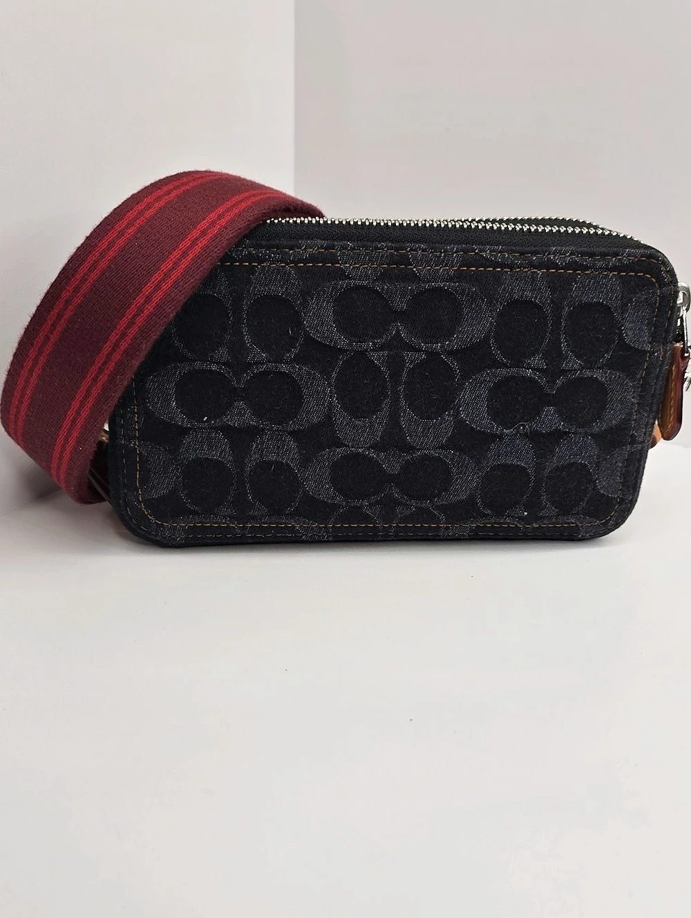 🖤▪️Coach ▪️Jamie Camera Bag In Signature Denim Black & Red Crossbody